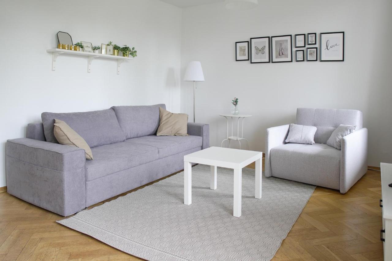 Apartament Przy Parku Saskim Varşovia Exterior foto
